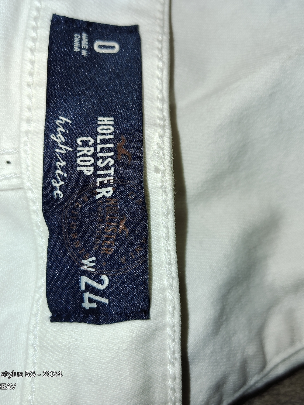 Hollister White Crop Jeans - Women's 24